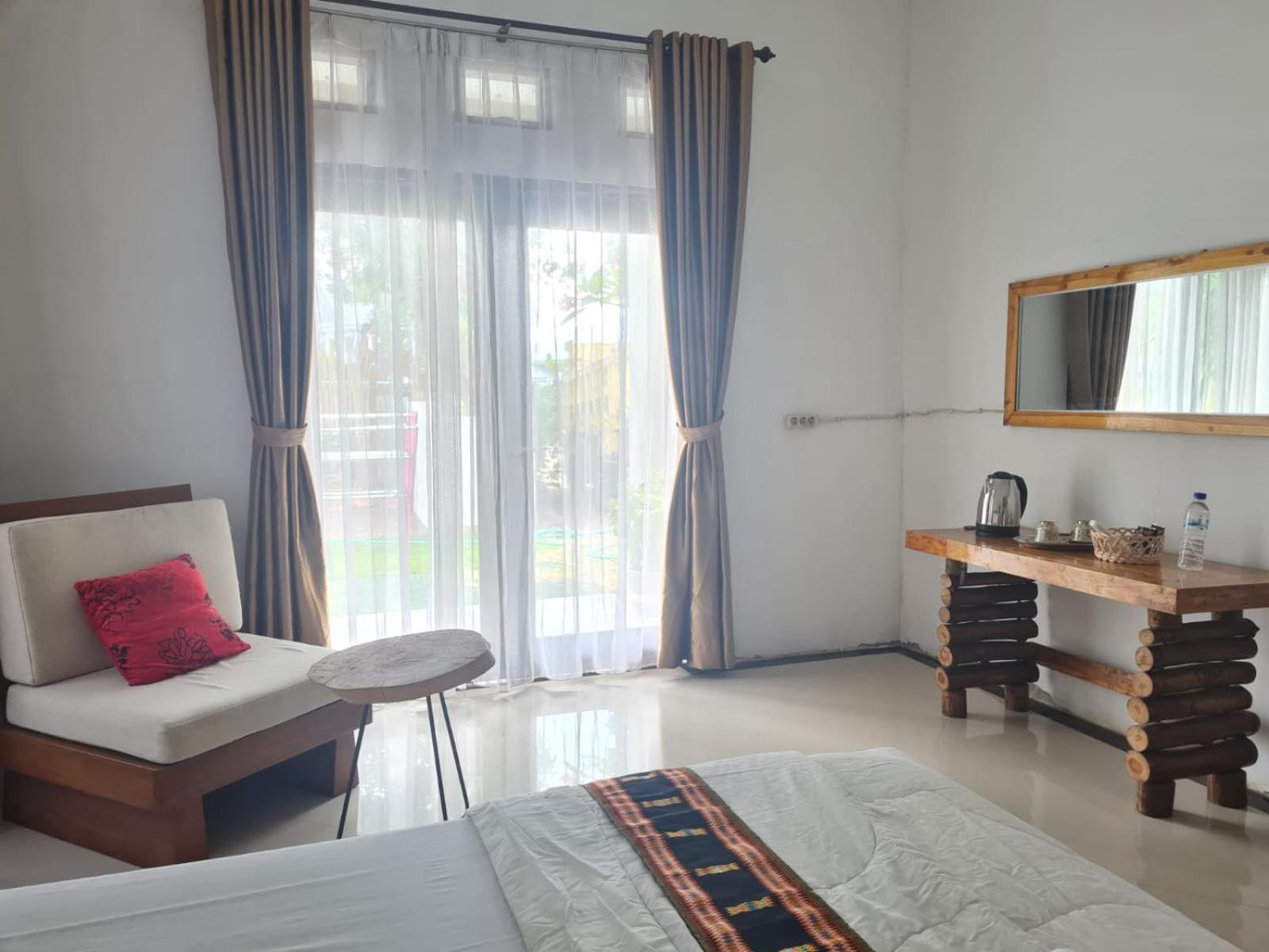 Inang Amang Homestay Labuan Bajo Eksteriør billede