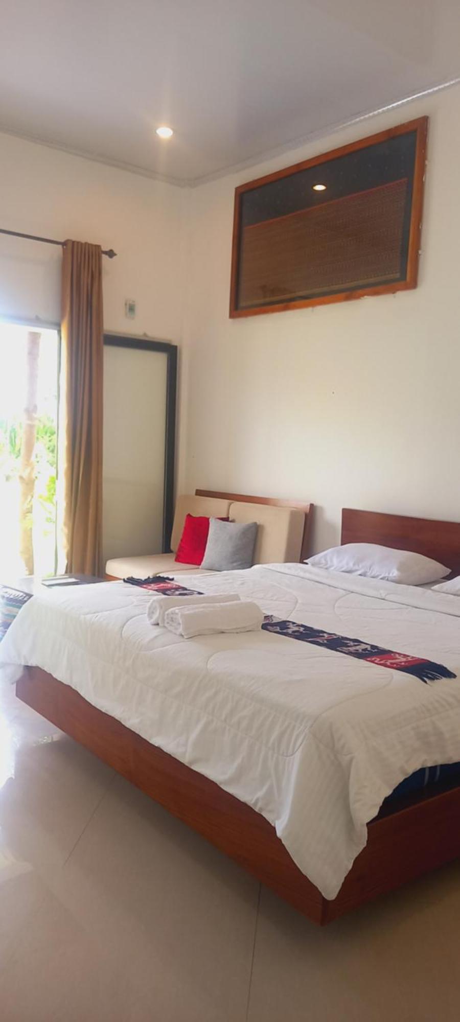 Inang Amang Homestay Labuan Bajo Værelse billede